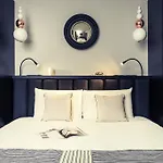 Hotel Mercure Arc De Triomphe Wagram 4*