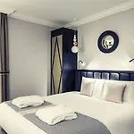 Hotel Mercure Arc De Triomphe Wagram