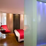 Hotel Mercure Arc De Triomphe Wagram París