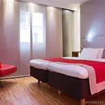 Hotel Mercure Arc De Triomphe Wagram 4*