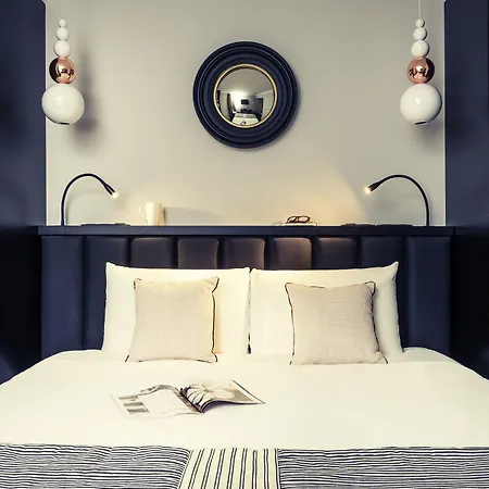 Hotel Mercure Arc De Triomphe Wagram 4*