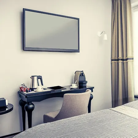 Hotel Mercure Arc De Triomphe Wagram Paris