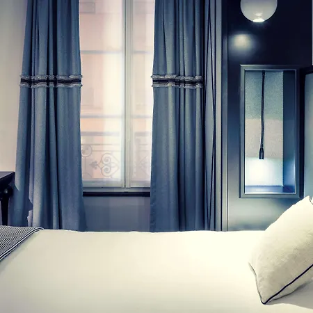 Mercure Arc De Triomphe Wagram