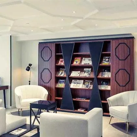 Mercure Arc De Triomphe Wagram 酒店 4*