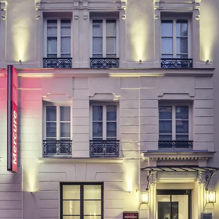 מלון Mercure Arc De Triomphe Wagram
