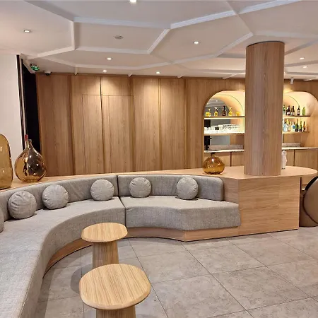 Mercure Arc De Triomphe Wagram Paris