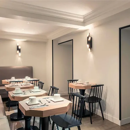 Mercure Arc De Triomphe Wagram פריז