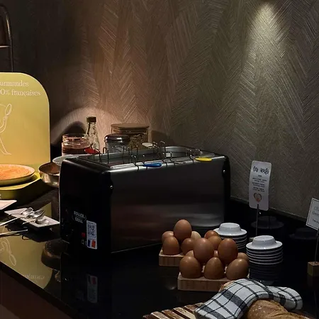 Mercure Arc De Triomphe Wagram 4* パリ