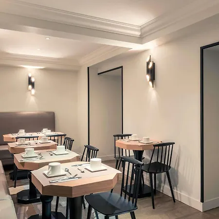Hotel Mercure Arc De Triomphe Wagram