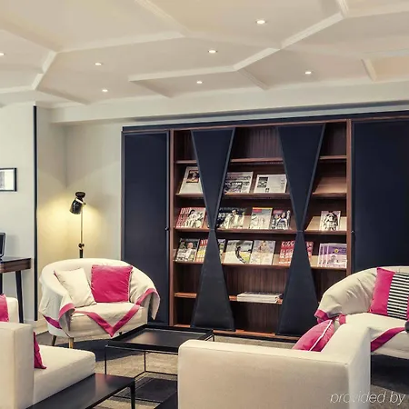 Mercure Arc De Triomphe Wagram Hotel Paris