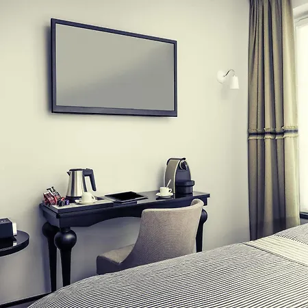 Hotel Mercure Arc De Triomphe Wagram Paris