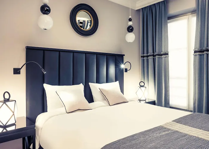 Mercure Arc De Triomphe Wagram 4* 파리
