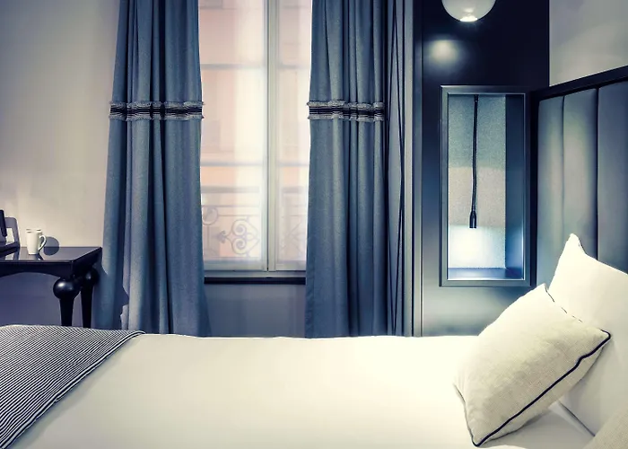 Mercure Arc De Triomphe Wagram