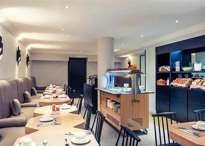 Mercure Arc De Triomphe Wagram 4*