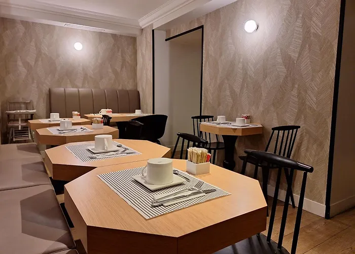 Otel Mercure Arc De Triomphe Wagram Paris