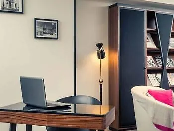 Mercure Arc De Triomphe Wagram Otel