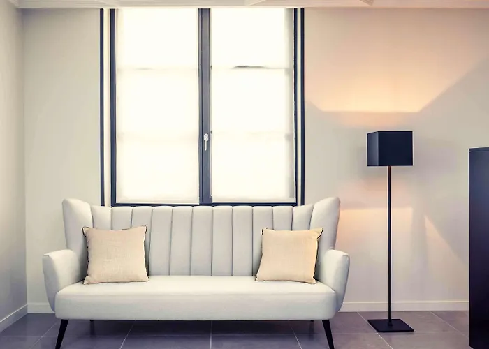 Mercure Arc De Triomphe Wagram Otel