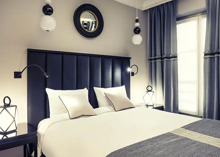 Otel Mercure Arc De Triomphe Wagram 4*