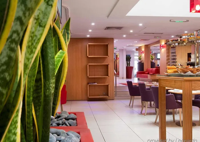 Otel Mercure Arc De Triomphe Wagram