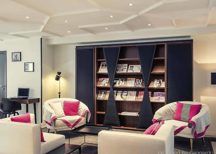 Mercure Arc De Triomphe Wagram 호텔 파리