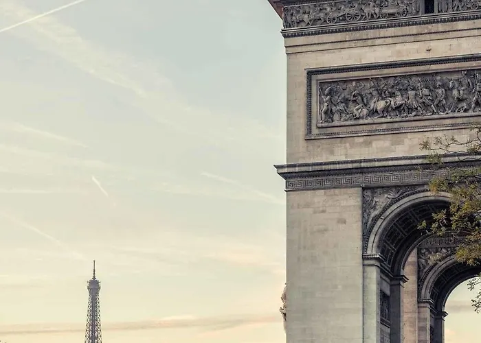 Mercure Arc De Triomphe Wagram Otel
