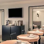 Mercure Arc De Triomphe Wagram 호텔 4*