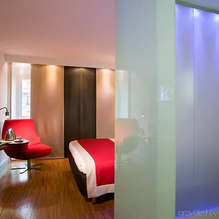 Отель Mercure Arc De Triomphe Wagram Париж