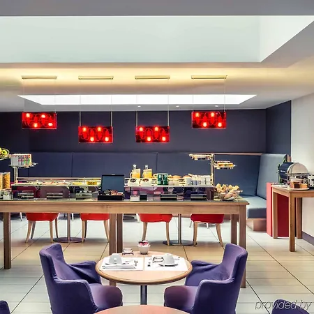 Mercure Arc De Triomphe Wagram Отель Париж